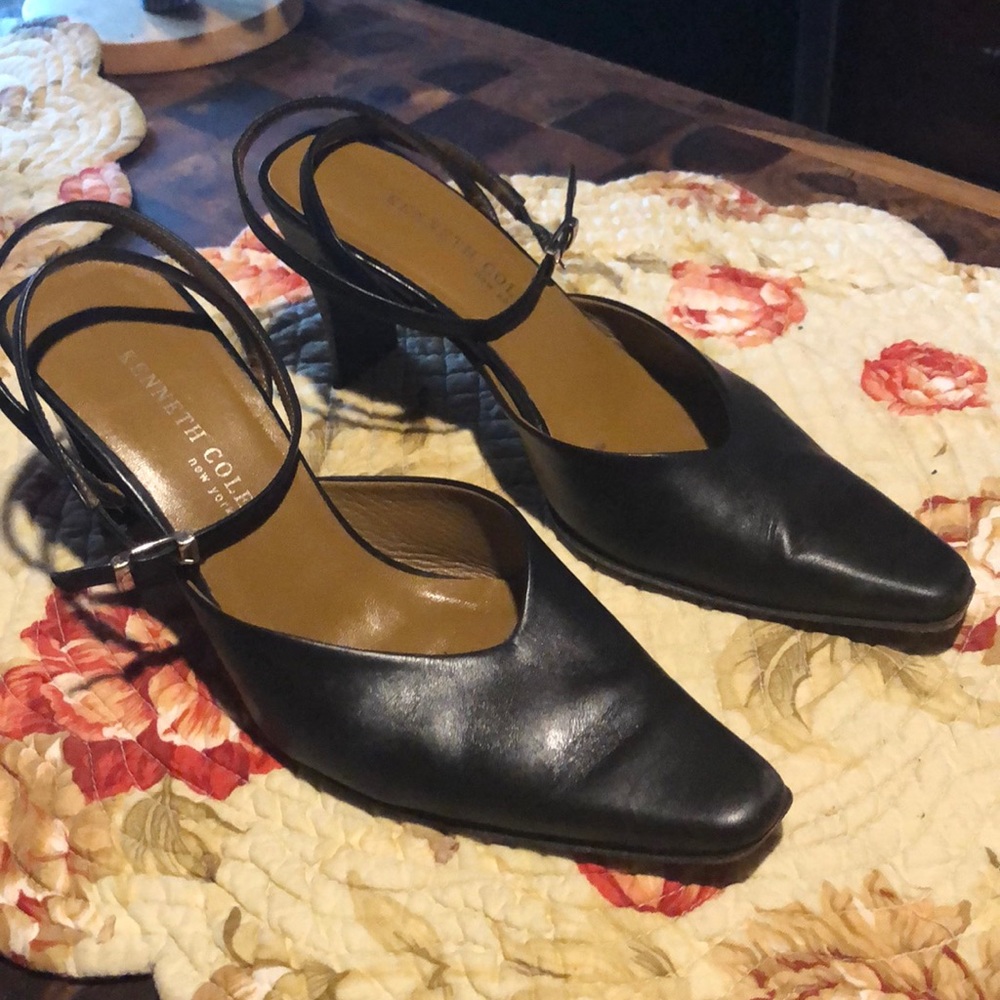 Kenneth Cole slingbacks